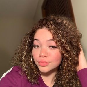 Meet your Posher, Natalia